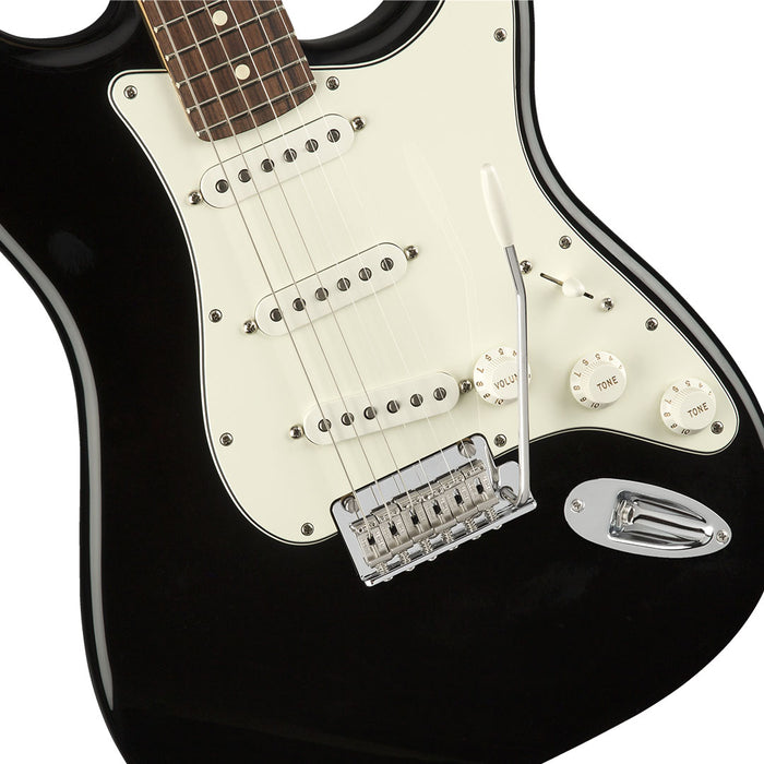 Guitarra Eléctrica Fender Player Stratocaster con mástil de Pau Ferro- Black