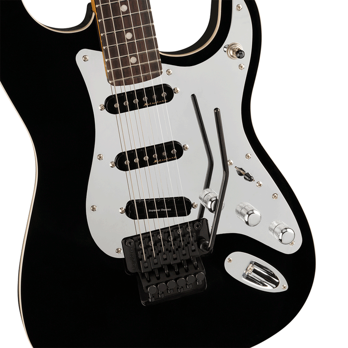 Guitarra Eléctrica Fender Tom Morello Stratocaster con mástil palo de rosa, Negro