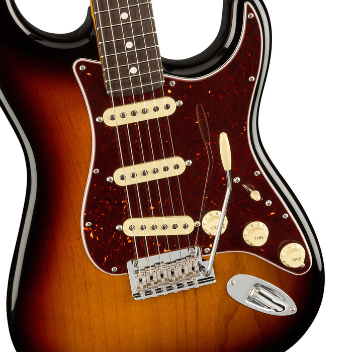 Guitarra Eléctrica Fender American Professional II Stratocaster con mástil de palo de rosa - 3-Color Sunburst