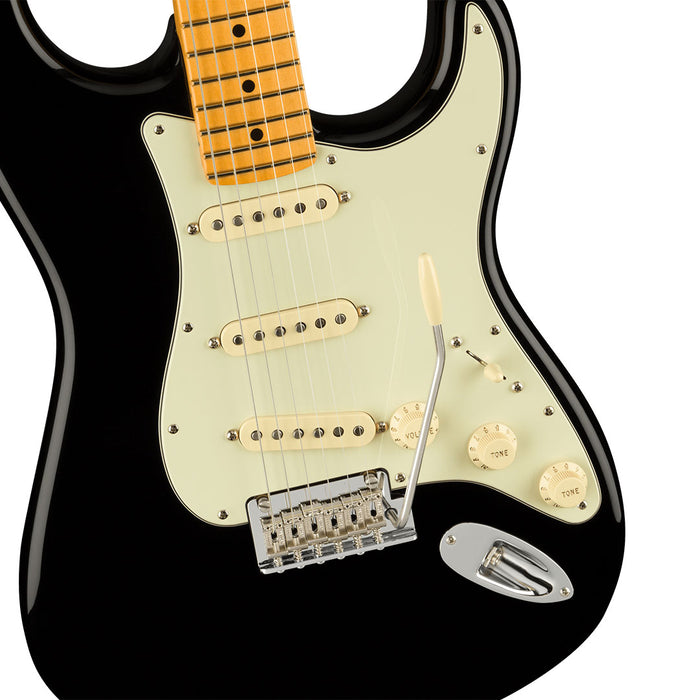 Guitarra Eléctrica Fender American Professional II Stratocaster con mástil de maple - Black