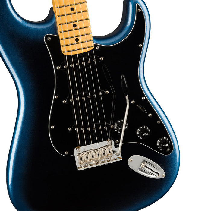 Guitarra Eléctrica Fender American Professional II Stratocaster con mástil de maple - Dark Night