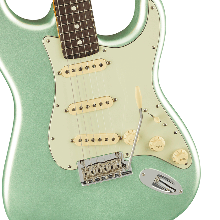 Guitarra Eléctrica Fender American Professional II Stratocaster con mástil de Palo Rosa - Mystic Surf Green