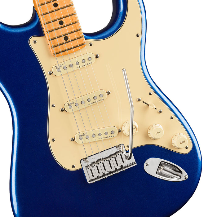 Guitarra Eléctrica Fender American Ultra Stratocaster con mástil de Maple - Cobra Blue