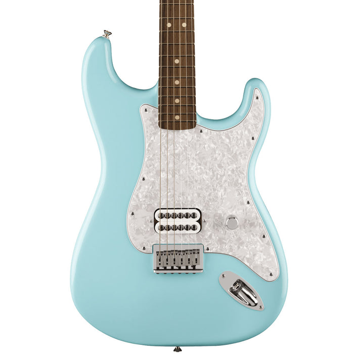 Guitarra Eléctrica Fender Artist Series Stratocaster Tom Delonge con mástil de Palo Rosa - Daphne Blue