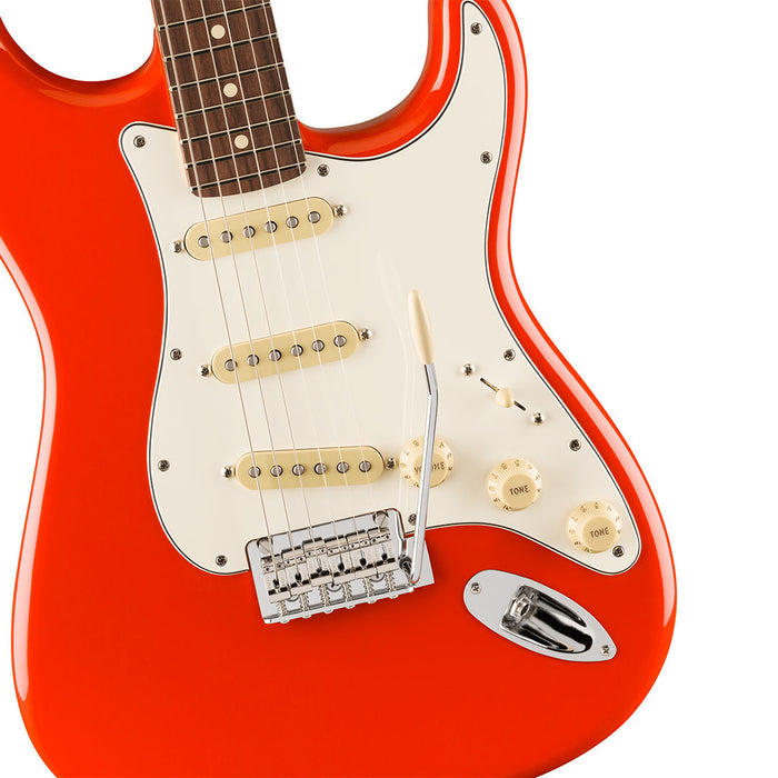 Guitarra Electrica Fender Player II Stratocaster con mástil de Palo Rosa - Coral Red