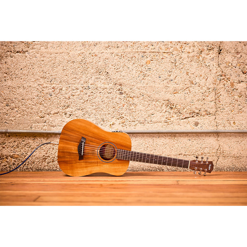 Guitarra Electroacústica Taylor Baby BTE-Koa Dreadnought - Natural
