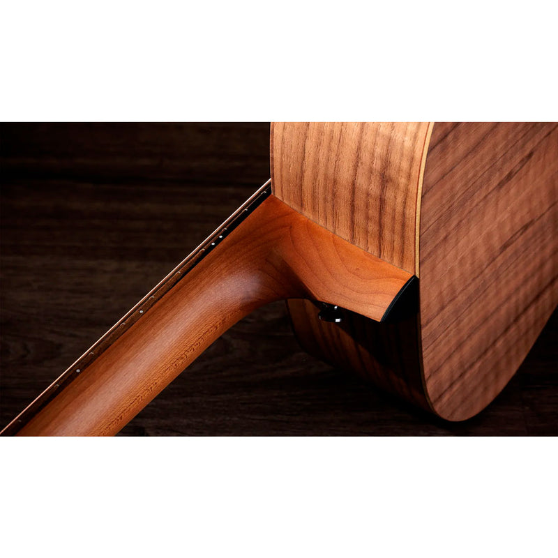 Guitarra Electroacústica Taylor Academy 22e con top de Walnut