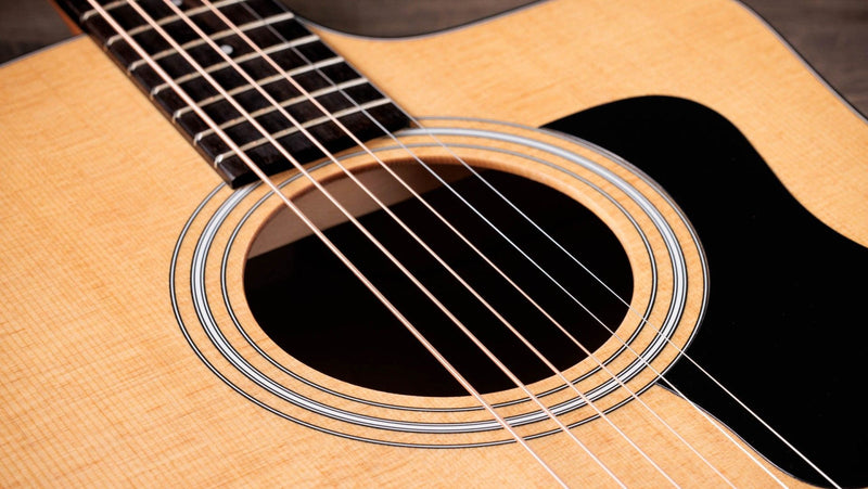 Guitarra Electroacústica Taylor 110ce-S Sapele / Sitka Spruce Top con Gig Bag