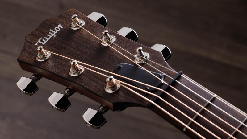 Guitarra Electroacústica Taylor AD27e