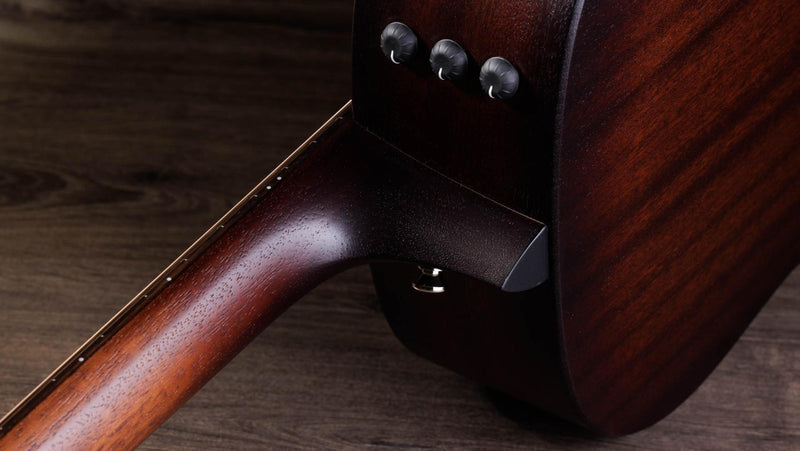 Guitarra Electroacústica Taylor AD27e