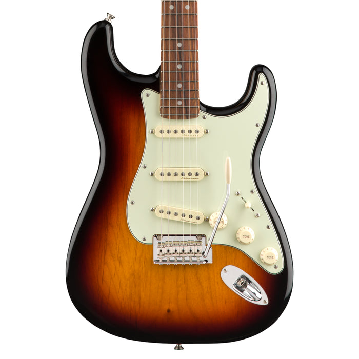 Guitarra Eléctrica Fender Deluxe Roadhouse Stratocaster con mástil Pau Ferro, 3-Color Sunburst