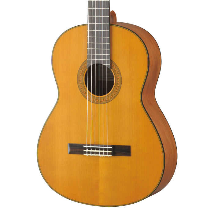 Guitarra Acústica Yamaha CG122MC Cedar Top - Natural Mate