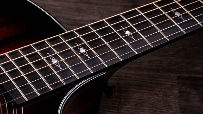 Guitarra Electroacústica Taylor 324ce Grand Auditorium - Shaded Edge Burst